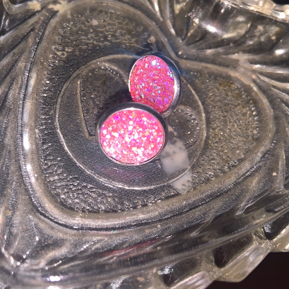 Simple earrings